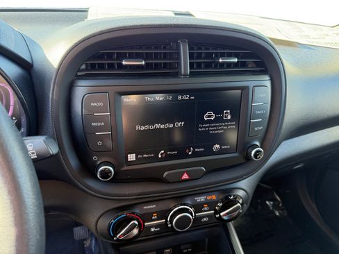 Used 2024 Kia Soul LX w/ Option Group 015 image 12