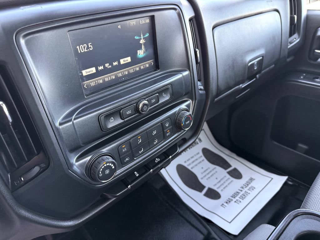 Used 2017 Chevrolet Silverado 1500 W/T AWD/4WD image 17