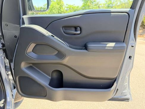 New 2026 Nissan Frontier SV w/ Tow Package AWD/4WD image 8