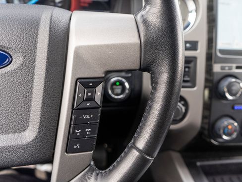 Used 2016 Ford Expedition Limited w/ Equipment Group 301A AWD/4WD image 28