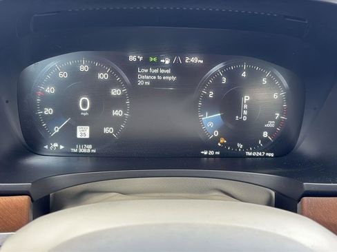 Used 2017 Volvo S90 T6 Inscription w/ Vision Package AWD/4WD image 28