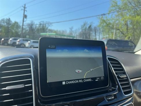 Used 2018 Mercedes-Benz GLE 350 4MATIC image 28