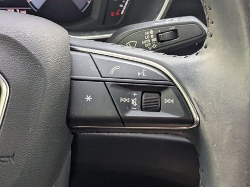 Used 2020 Audi Q3 2.0T Premium AWD/4WD image 5