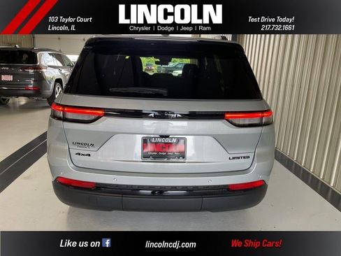 New 2025 Jeep Grand Cherokee Limited w/ Black Appearance Package image 6