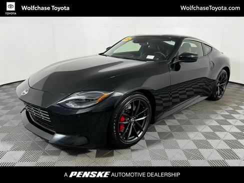 Used 2024 Nissan Z Performance w/ Floor Mat Package image 1