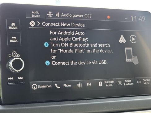Used 2025 Honda Pilot Touring image 5