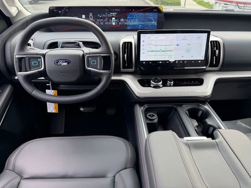 New 2026 Ford Expedition Max Active image 25