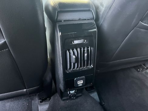 Used 2023 Jeep Compass Limited image 24