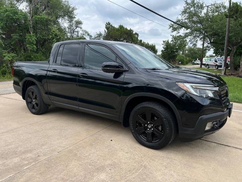 Used 2017 Honda Ridgeline Black Edition image 18