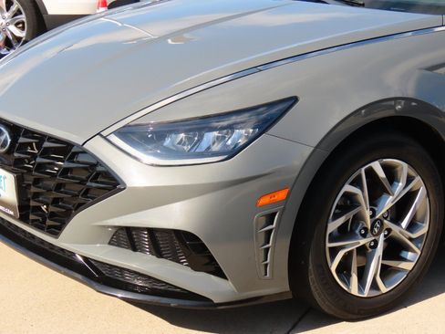 Used 2020 Hyundai Sonata SEL w/ Convenience Package image 3