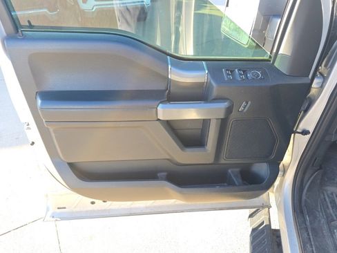 Used 2017 Ford F150 XLT w/ Equipment Group 302A Luxury image 12