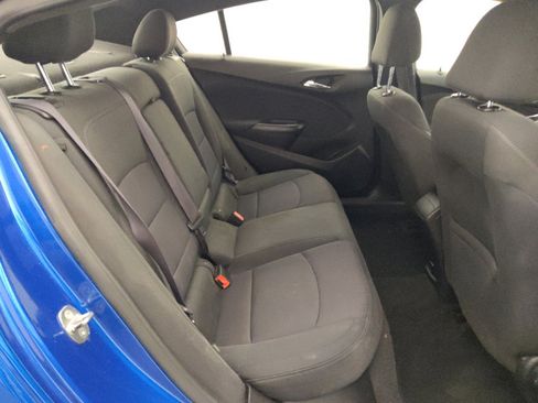 Used 2017 Chevrolet Cruze LT w/ RS Package FWD image 19