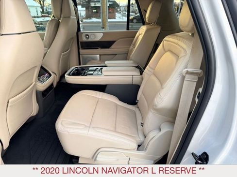 Used 2020 Lincoln Navigator L Reserve w/ Luxury Package image 18