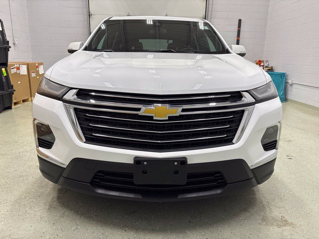 Used 2023 Chevrolet Traverse LT AWD/4WD image 9