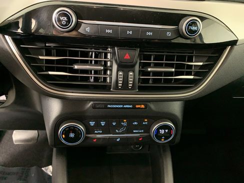 Used 2020 Ford Escape SEL image 25