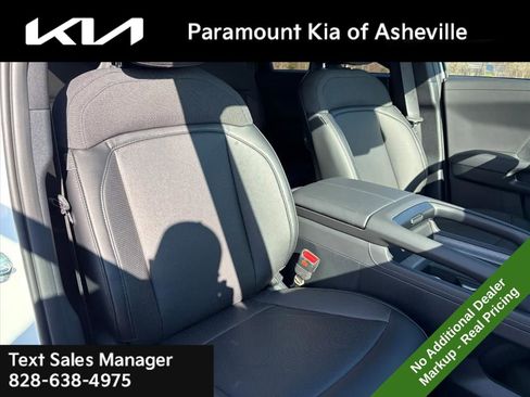 New 2027 Kia Telluride S image 22