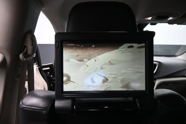 Used 2017 Chrysler Pacifica Touring-L Plus FWD image 34