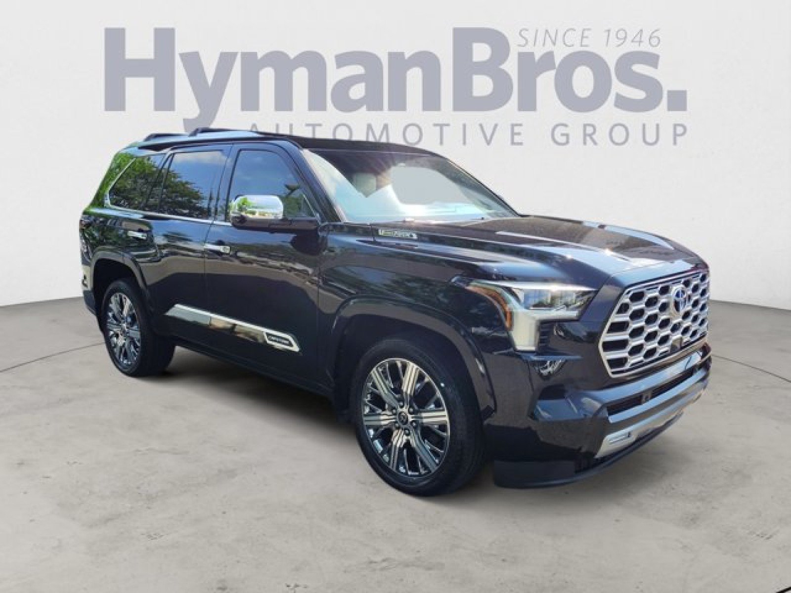 Used 2024 Toyota Sequoia Capstone AWD/4WD image 1