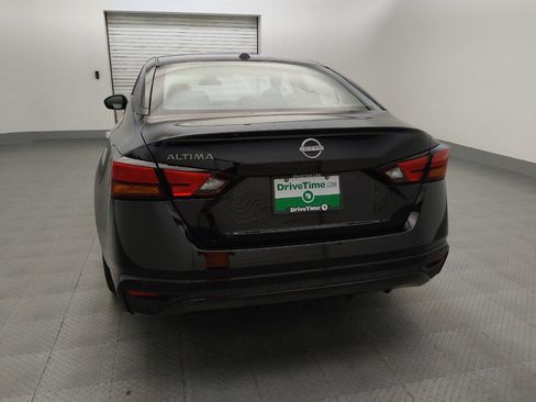 Used 2025 Nissan Altima 2.5 SV FWD image 6