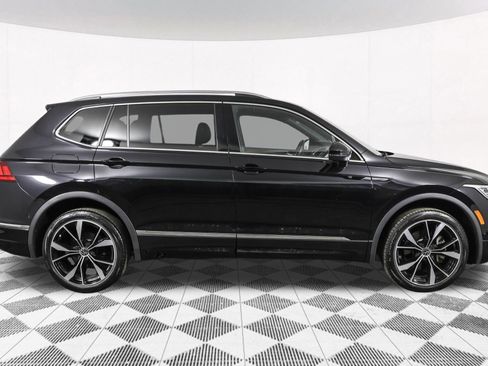 Used 2023 Volkswagen Tiguan SEL R-Line AWD/4WD image 16