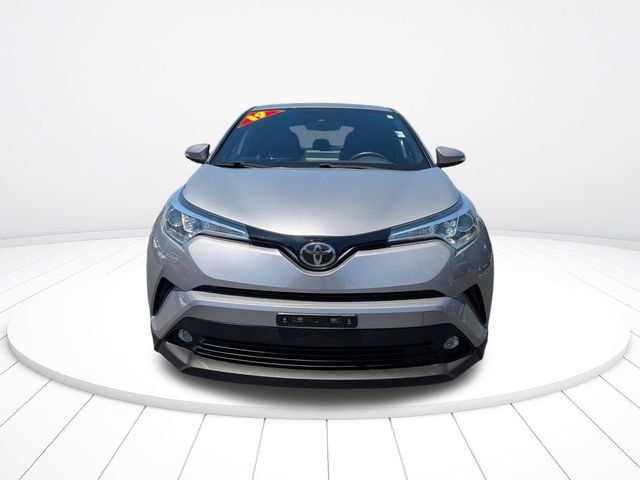 Used 2019 Toyota C-HR Limited FWD image 8