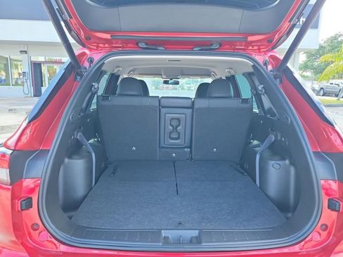 Used 2023 Mitsubishi Outlander SE FWD image 9