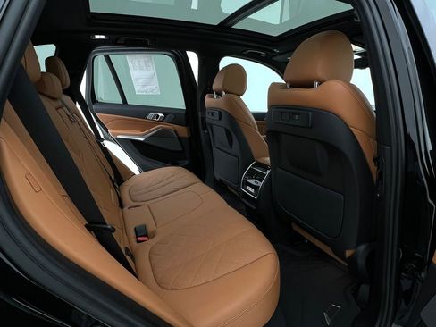 Used 2023 BMW X5 xDrive40i w/ M Sport Package image 17