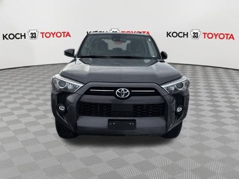 Used 2021 Toyota 4Runner SR5 Premium image 2