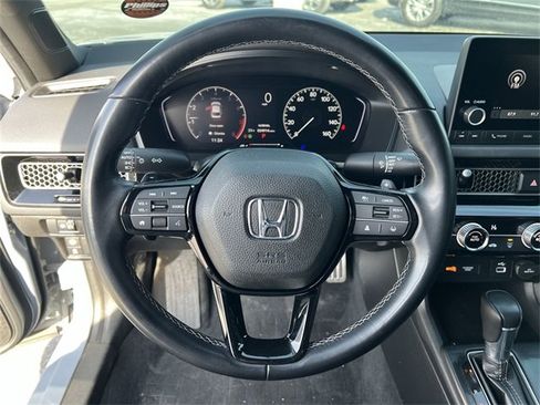 Used 2022 Honda Civic Sport image 11