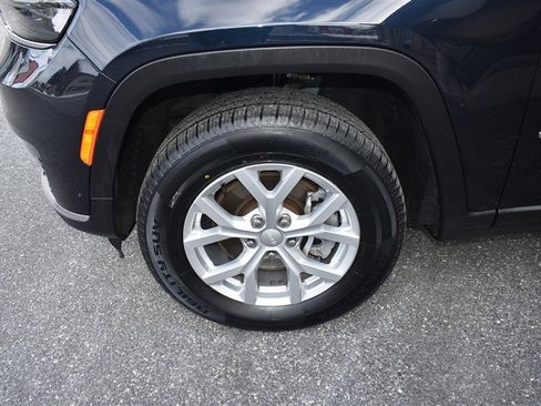 Used 2023 Jeep Grand Cherokee L Limited image 8