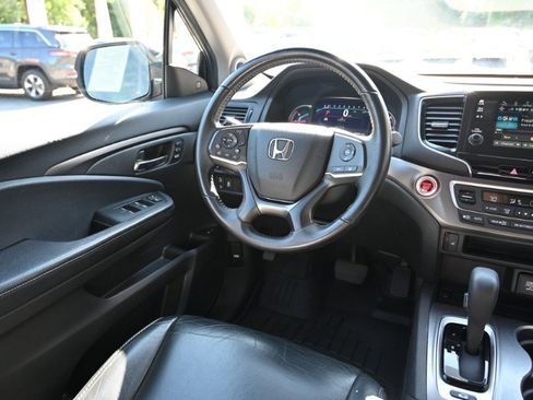 Used 2020 Honda Pilot EX-L image 11