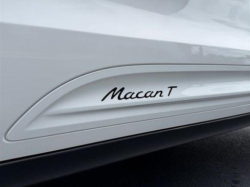 Used 2023 Porsche Macan Turbo AWD/4WD image 5