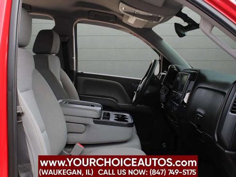 Used 2018 Chevrolet Silverado 1500 Custom w/ Custom Value Package image 17