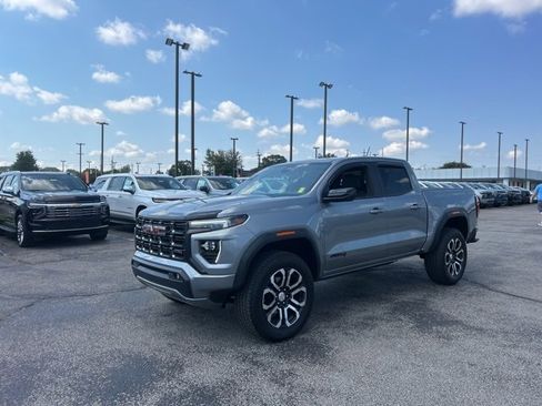 Used 2024 GMC Canyon AT4 w/ Technology Package image 7