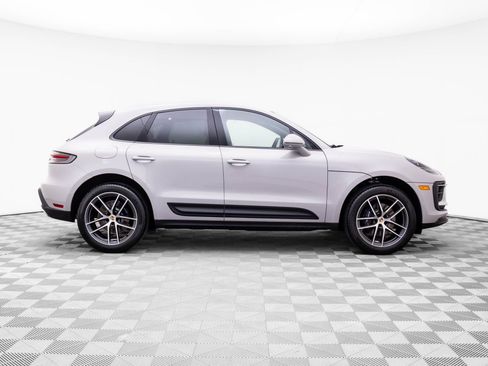 New 2026 Porsche Macan image 7