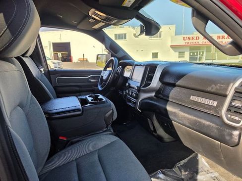 Used 2022 RAM 1500 Big Horn AWD/4WD image 11