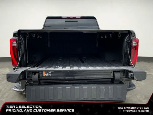 Used 2024 GMC Sierra 2500 Denali w/ Denali Reserve Package AWD/4WD image 20