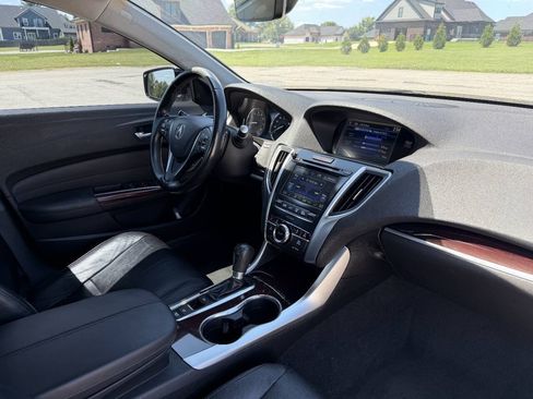 Used 2015 Acura TLX w/ Technology Package FWD image 12