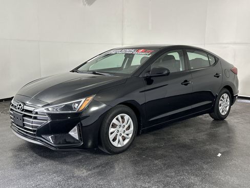 Used 2019 Hyundai Elantra SE w/ Cargo Package image 6