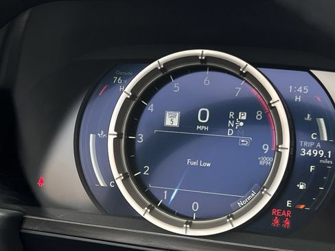 Used 2025 Lexus LC 500 Convertible w/ Touring Package RWD image 28