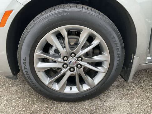 Used 2023 Buick Enclave Avenir w/ Avenir Technology Package AWD/4WD image 11