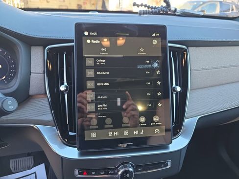 New 2026 Volvo XC90 B6 Ultra w/ Lounge Package image 30