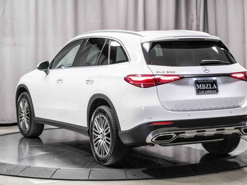 Certified 2026 Mercedes-Benz GLC 300 image 2