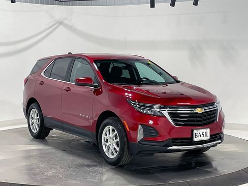 Used 2024 Chevrolet Equinox LT image 40