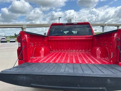 Used 2022 Chevrolet Silverado 1500 Custom w/ LPO, Dark Essentials Package RWD image 12