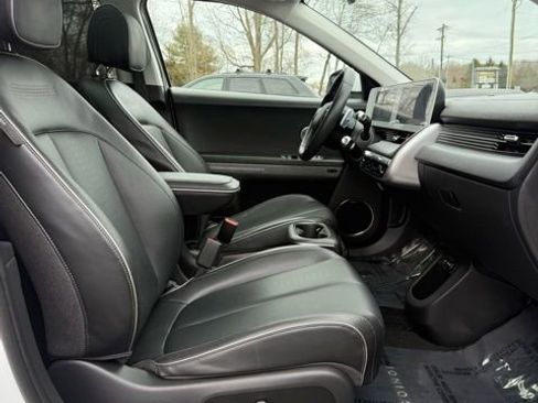 Used 2023 Hyundai Ioniq 5 Limited image 16