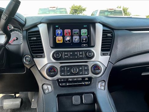Used 2019 GMC Yukon XL SLT AWD/4WD image 17