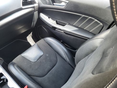 Certified 2022 Ford Edge ST image 16