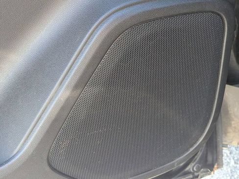 Used 2020 Chevrolet Blazer LT AWD/4WD image 16