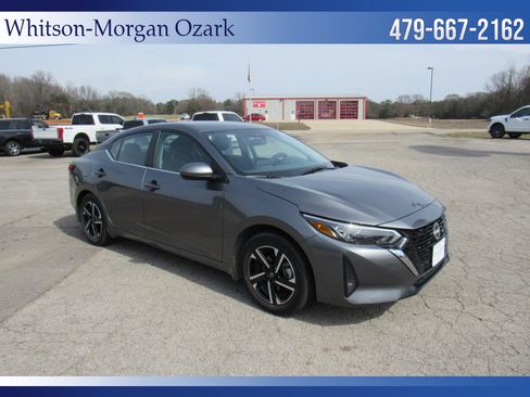 Used 2025 Nissan Sentra SV w/ Trunk Package image 13